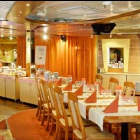 Hotell Greenstar 3*