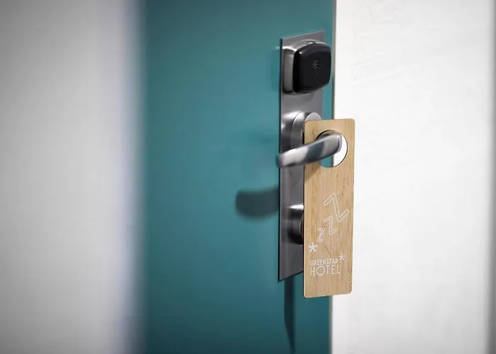 Greenstar מלון 3*