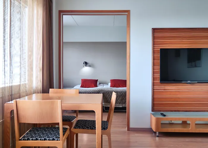 Greenstar 3* لاهتي